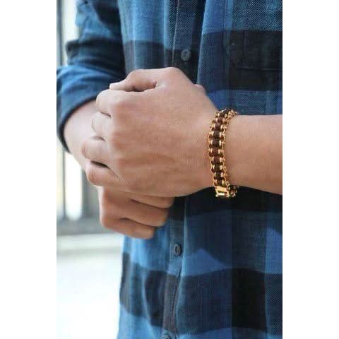 Genuine Paanch Mukhi Modern Rudraksha Bracelet With Gold Plating. - superseekers.in